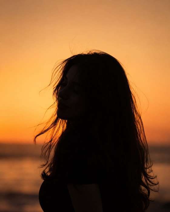 Mk Edit - 🚀 Ultra-realistic cinematic silhouette portrait of a young